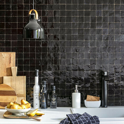 Zellige véritable Carrelage Artisanal - 5x5 cm - Noir Intense (vendu par plaque de 0,09 m² - 30x30 cm)