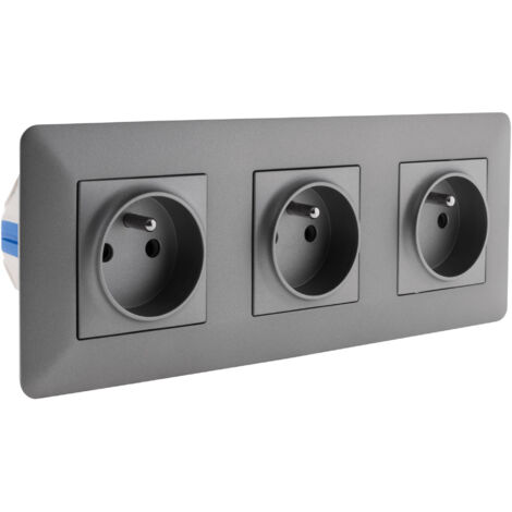 Zenitech – Prise triple 2P+T encastrée Titanium – 3680W sous 250V – Bornes automatiques pour installation rapide – Compatible triple boîte